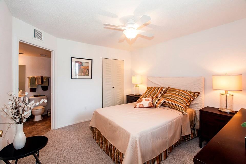 Cricket Club Apartments - Photo 7 of 25