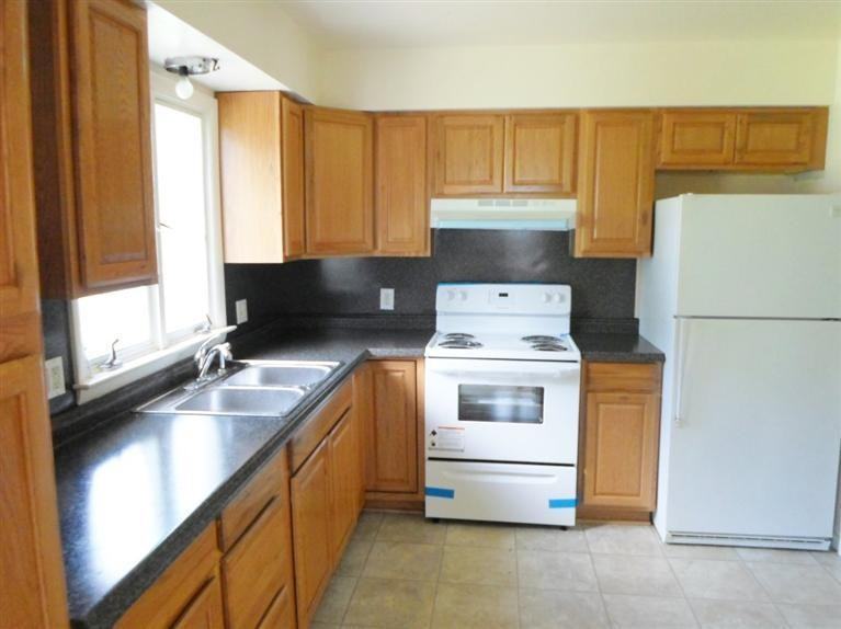 339 Lafayette Ave - Photo 3 of 20