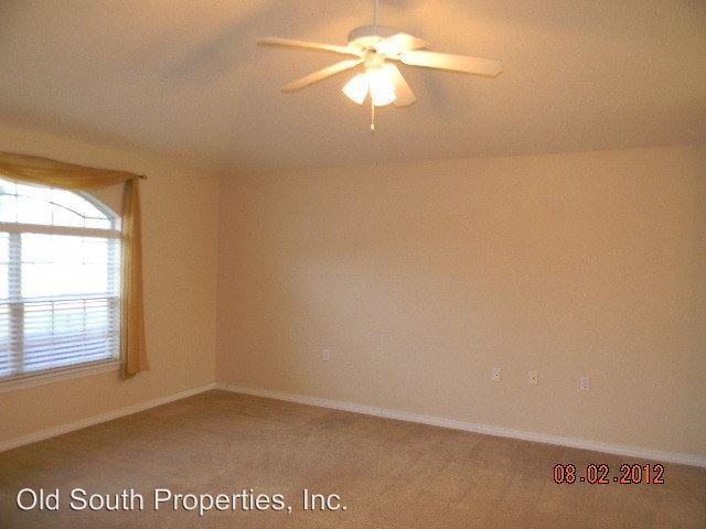 1468 Camrose Pl - Photo 3 of 11