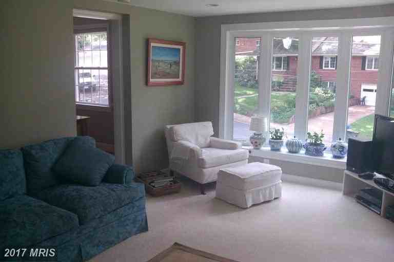 4310 24th St N - Photo 3 of 17