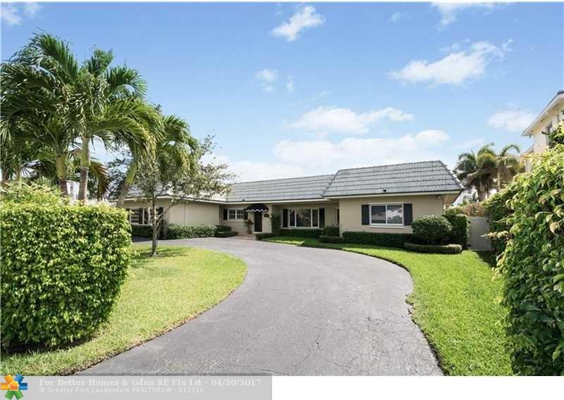 720 NE 26th Ave - Photo 3 of 27