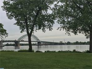 5201 Riverfront Dr - Photo 2 of 6