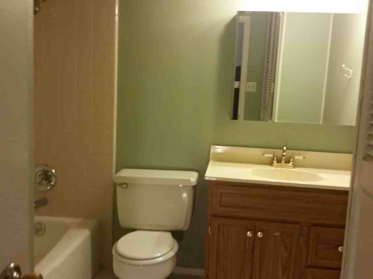 1933 E Fairmont Dr - Photo 2 of 4