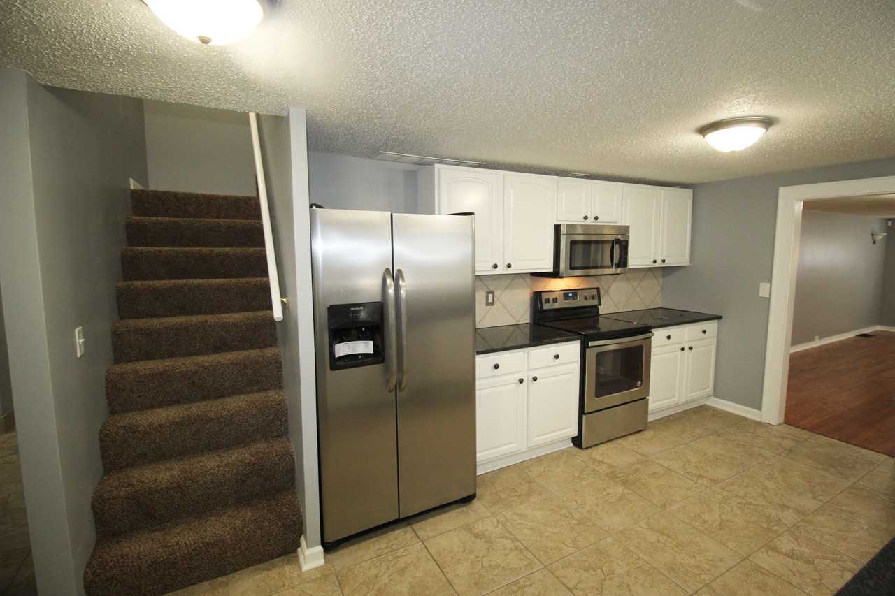 15403 E Mayes Rd - Photo 2 of 5