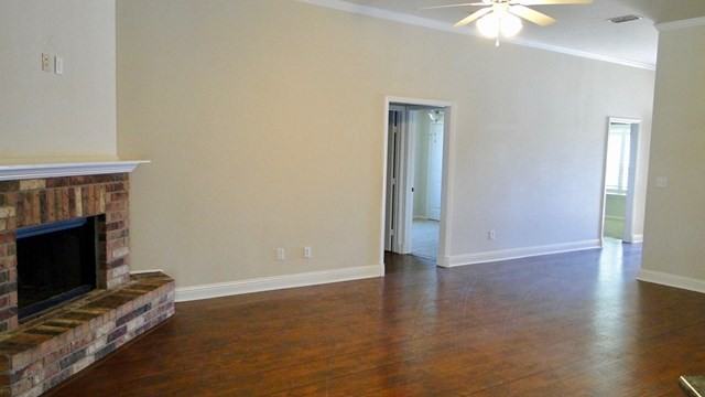 3005 Vermont Ave - Photo 2 of 5