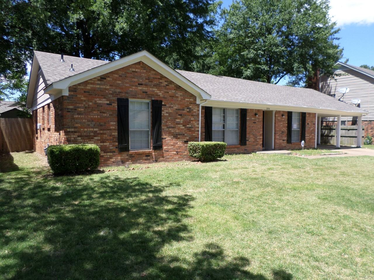 5954 Fox Ridge Dr - Photo 2 of 11