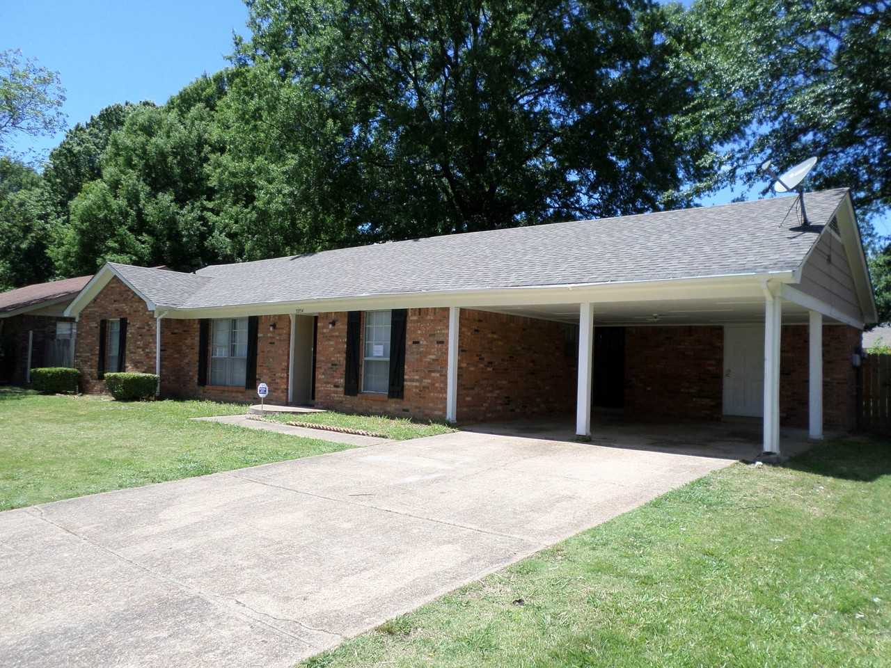 5954 Fox Ridge Dr - Photo 3 of 11