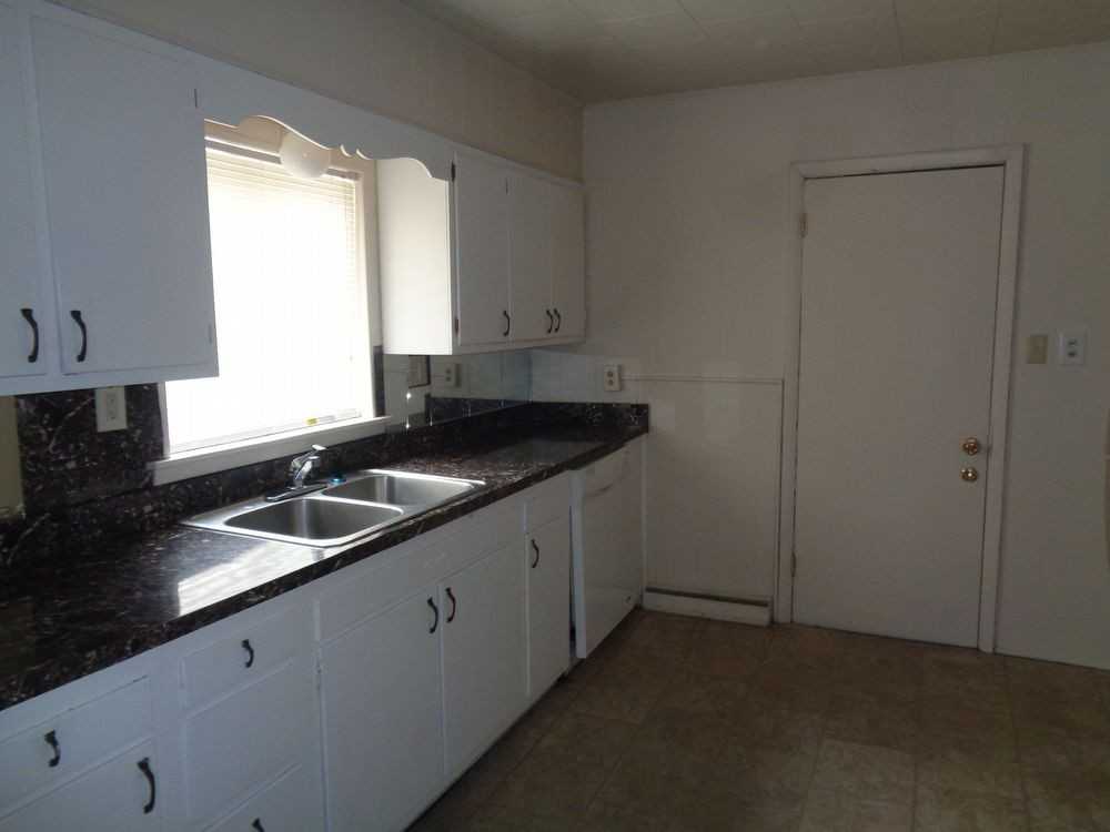 219 Reily St - Photo 2 of 22