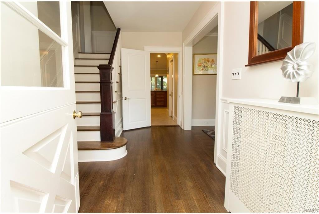 41 Walker Ave - Photo 2 of 21