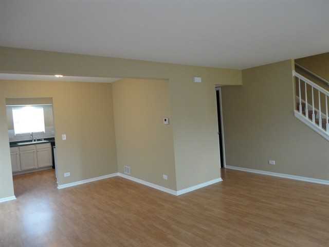 2751 Melbourne Ln - Photo 3 of 12