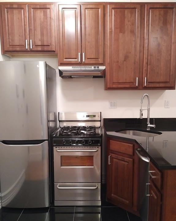 Columbus Ave & W 106th St #4D