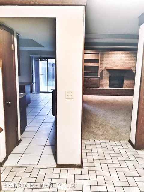 9605 Berkley Ct - Photo 2 of 19