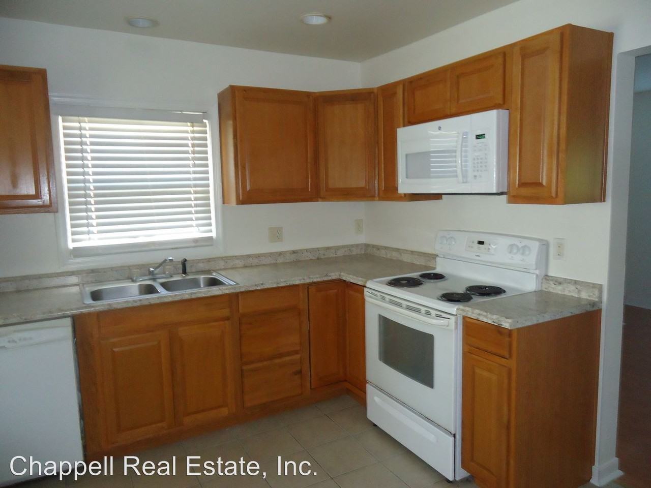 14412 Arwood Rd - Photo 3 of 6