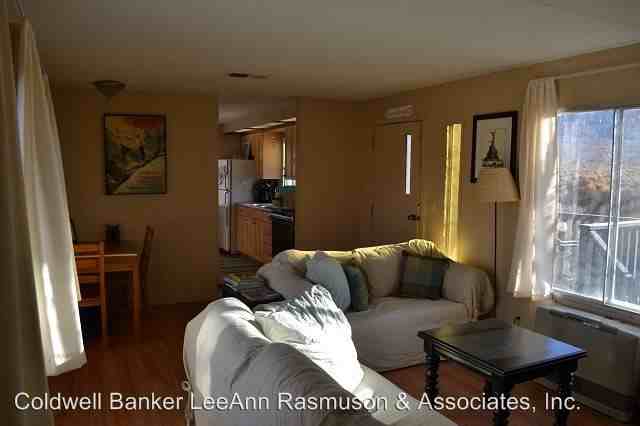 219 Locust St - Photo 2 of 8