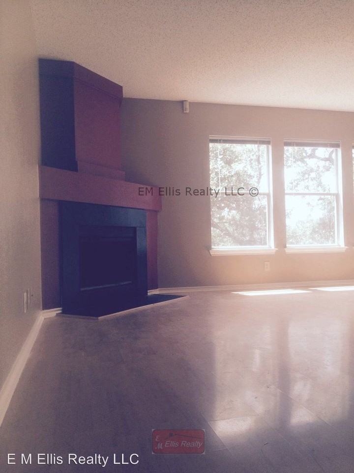 18731 Redriver Trail - Photo 2 of 9