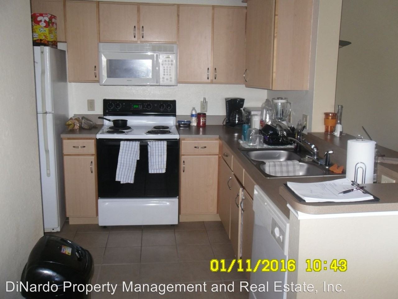 940 Village Trail, - Photo 3 of 9