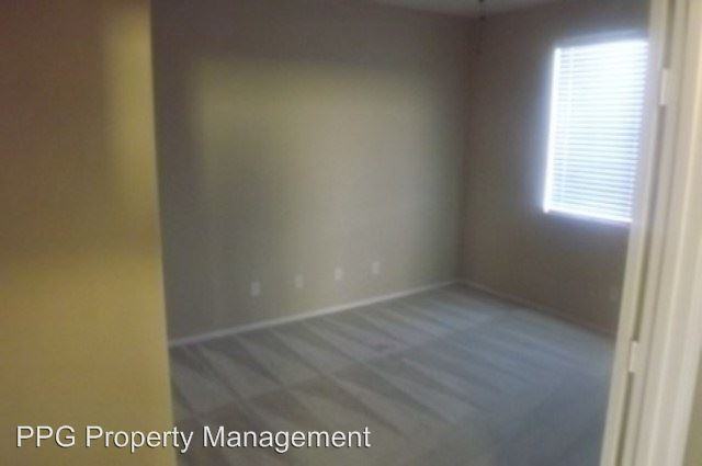 15611 W Cameron Dr - Photo 3 of 18