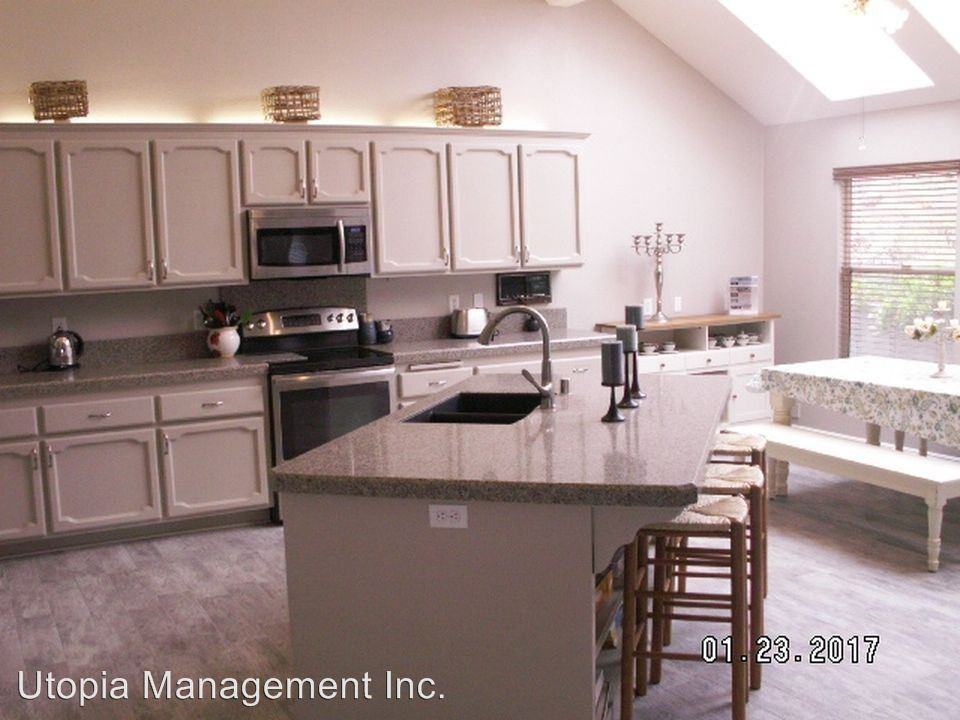 12003 Mesa Verde Dr - Photo 3 of 7