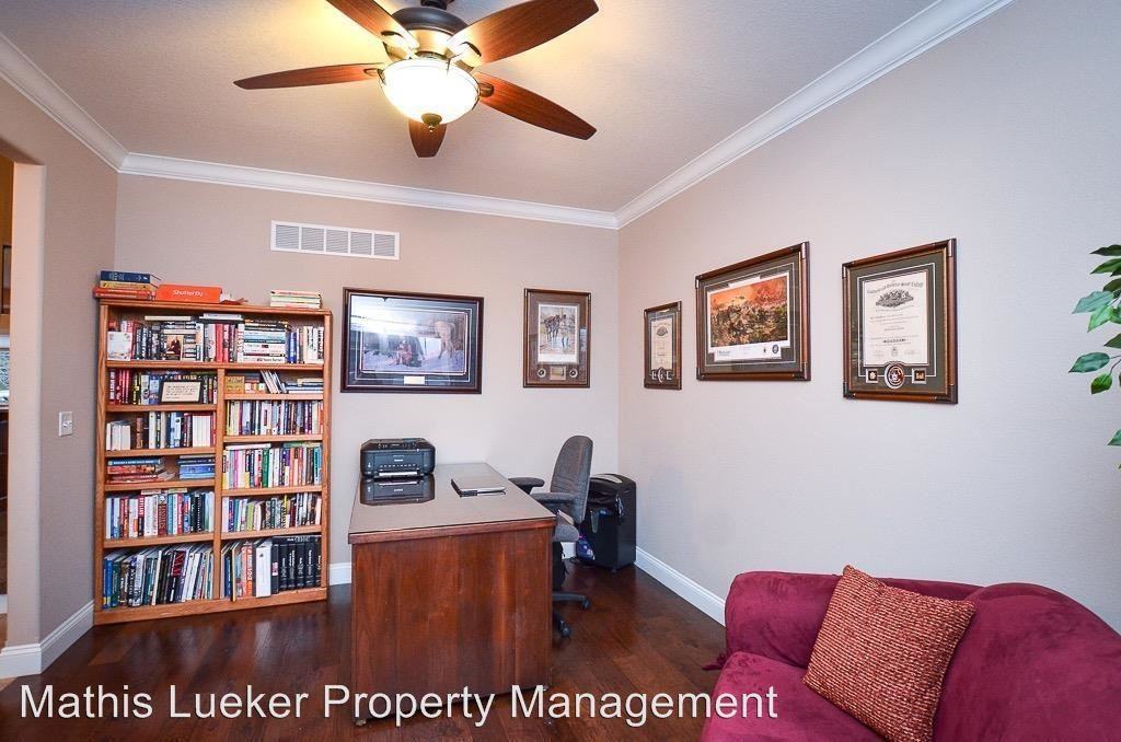 8727 N Fork Dr - Photo 3 of 10