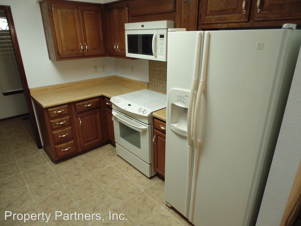 9915 Denali Rd NE - Photo 2 of 4