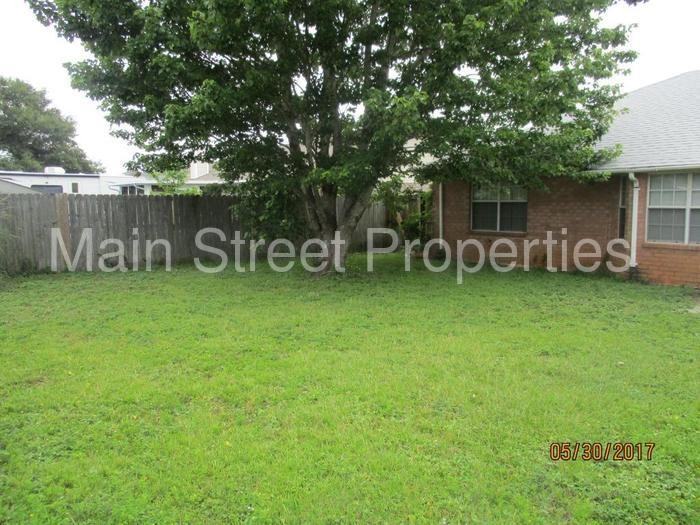 2119 Coral Creek Dr - Photo 2 of 8