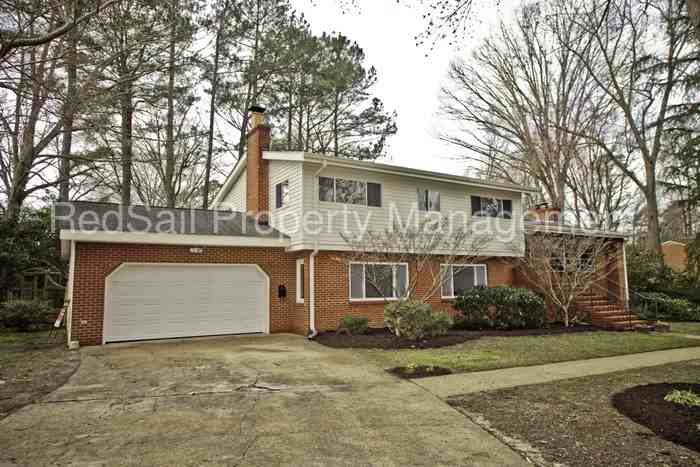 6 Hillcrest Dr - Photo 3 of 34