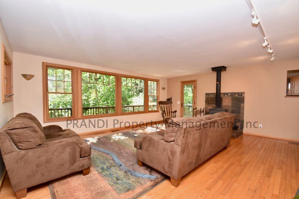 169 Resaca Ave - Photo 3 of 21