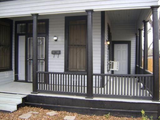 1810 N Comal St - Photo 3 of 17