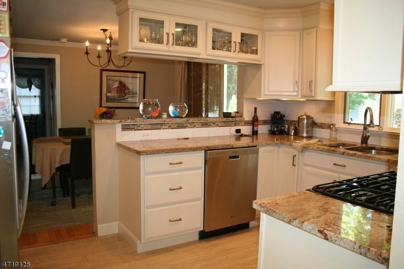 1604 Radley Rd - Photo 3 of 25