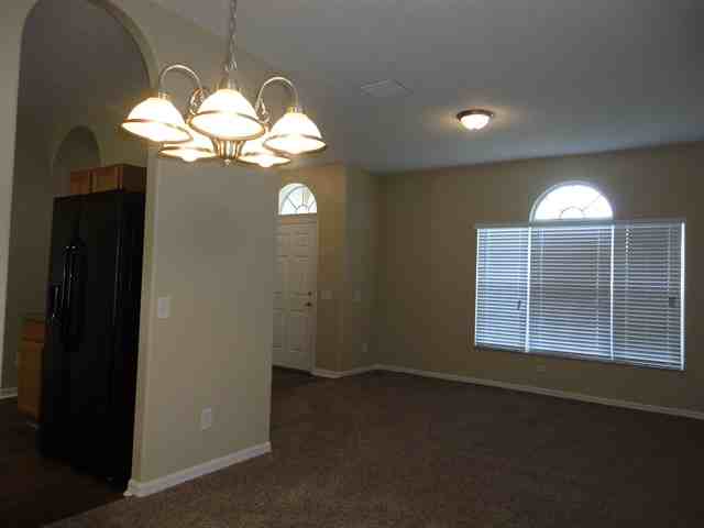 27215 Liriope Ct - Photo 3 of 16