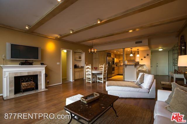 321 S San Vicente Blvd - Photo 2 of 12