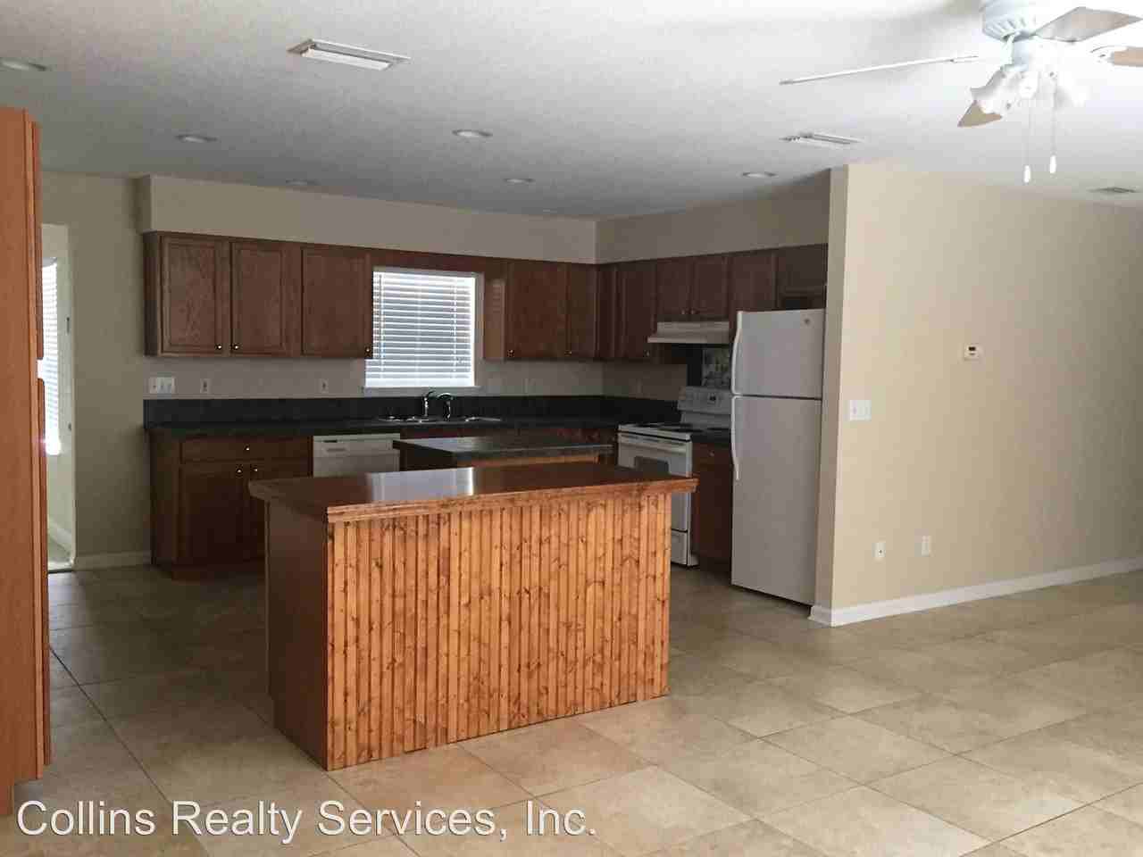 231 Aquarius Concourse - Photo 3 of 14