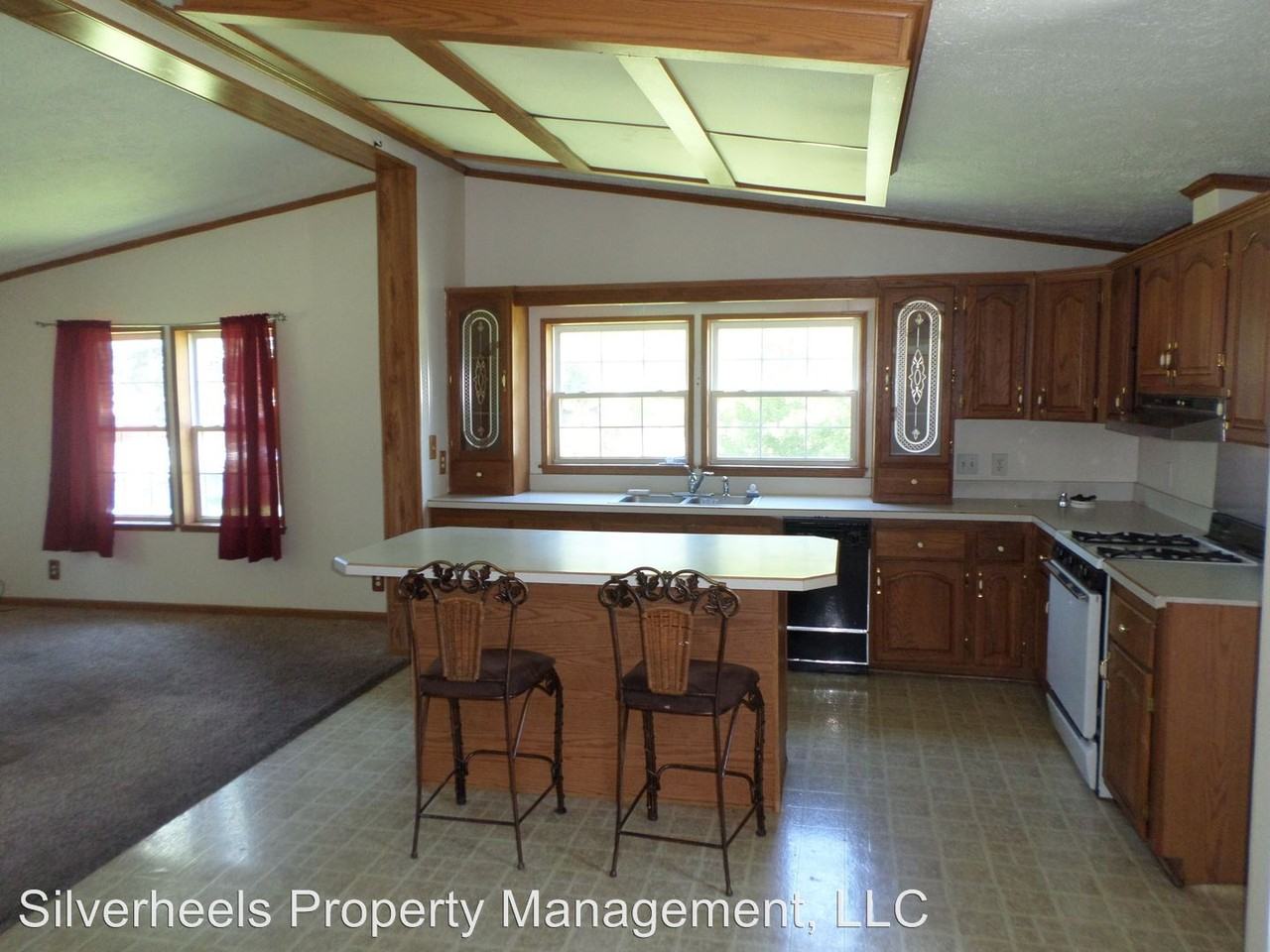 403 Oneal St - Photo 3 of 15