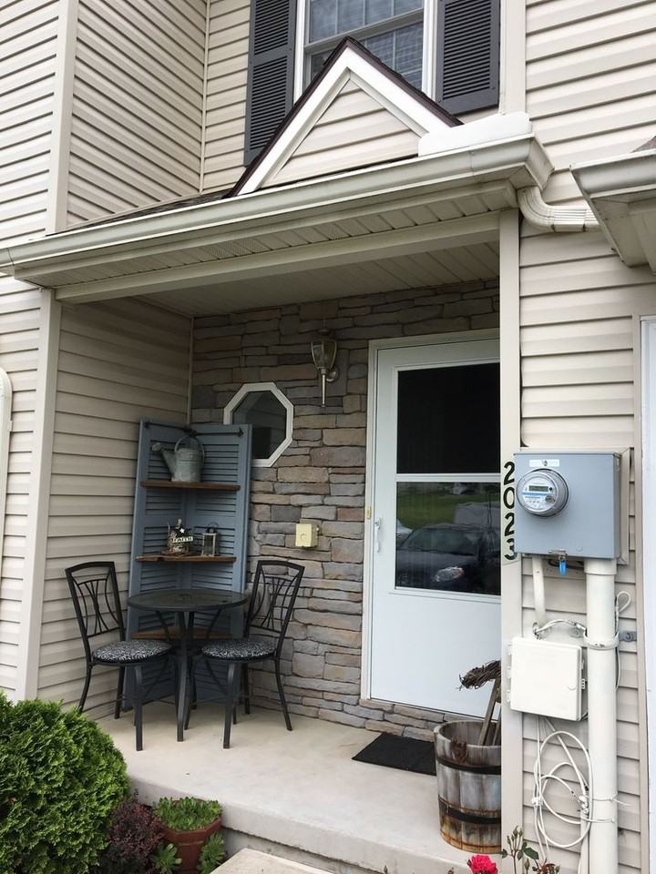 2023 Shaffer Cir - Photo 2 of 10