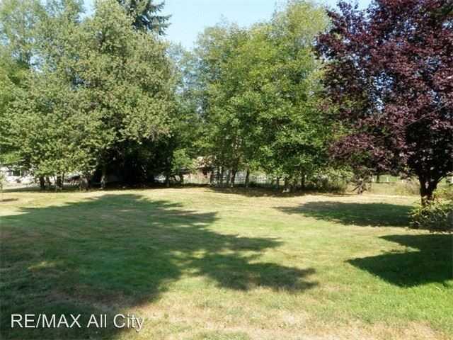 7010 Maltby Rd - Photo 3 of 8
