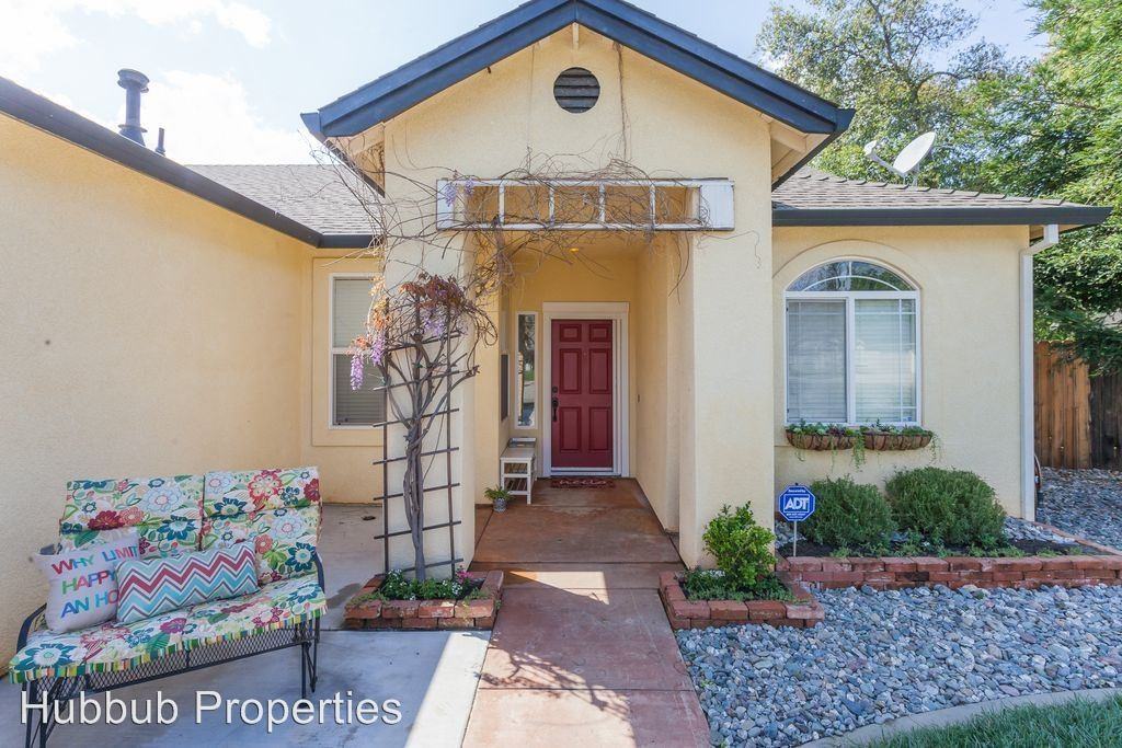 3740 Indio Way - Photo 2 of 29