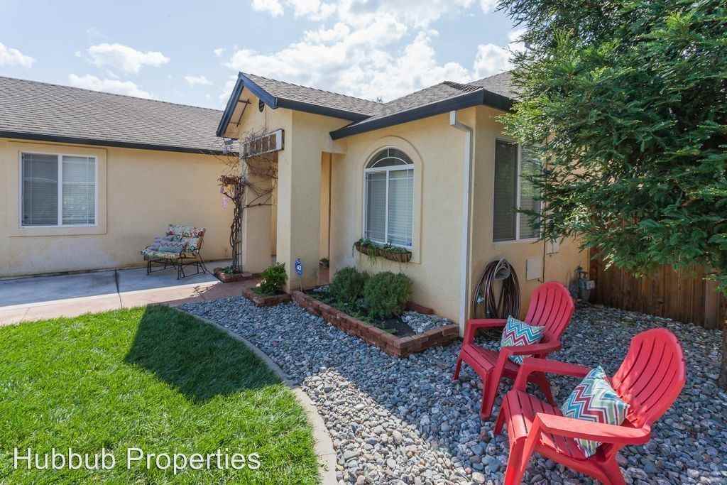 3740 Indio Way - Photo 3 of 29