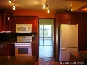 420 SW 56th Ave - Photo 3 of 24