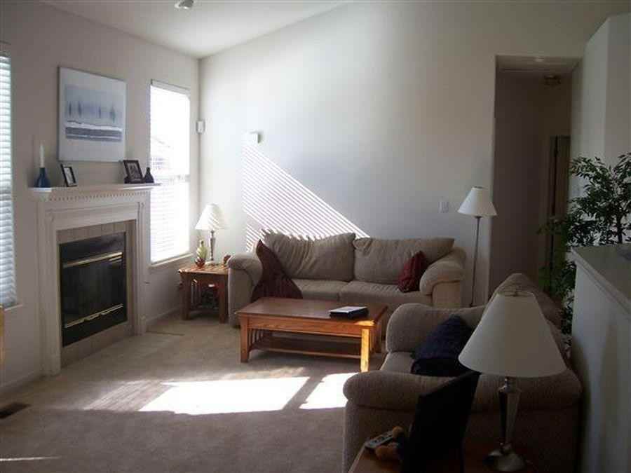 32806 Weather Vane Ln - Photo 2 of 8
