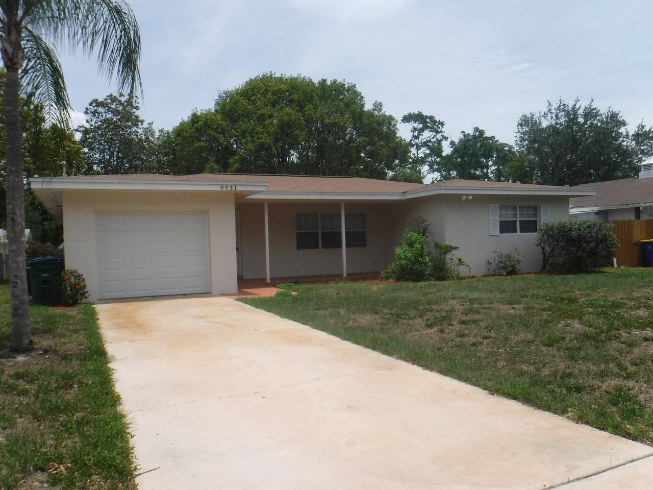 9931 110th St - Photo 2 of 20