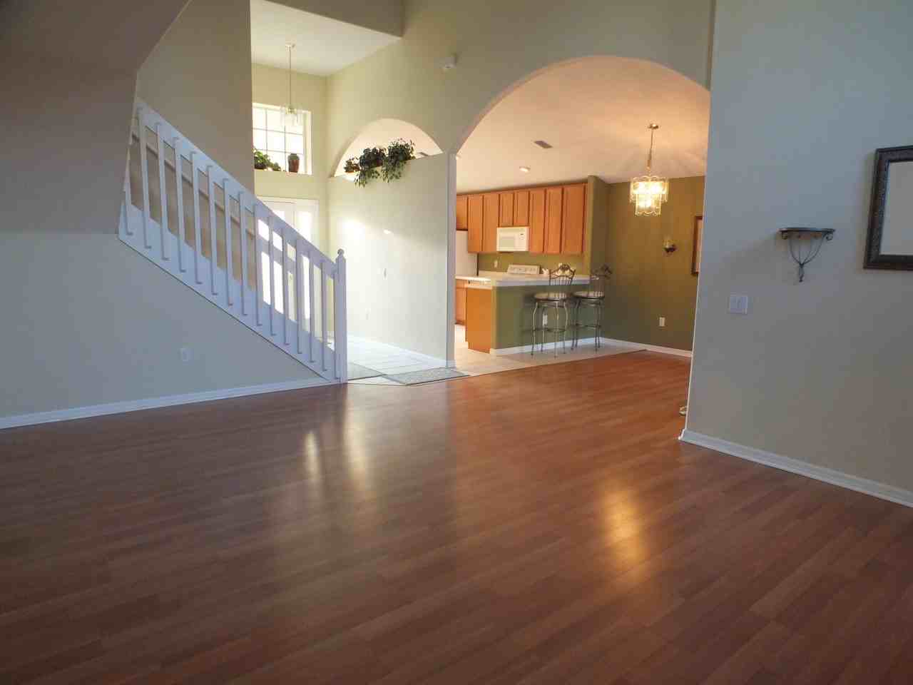 19309 Sandy Springs Cir - Photo 2 of 11