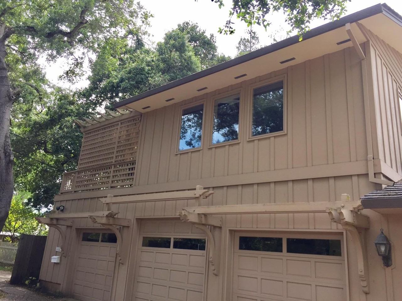 220 Atherton Ave - Photo 2 of 4