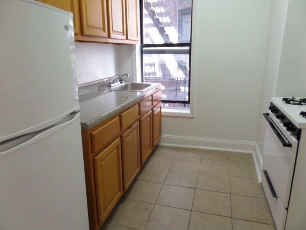 147 W 145th St - Photo 2 of 6