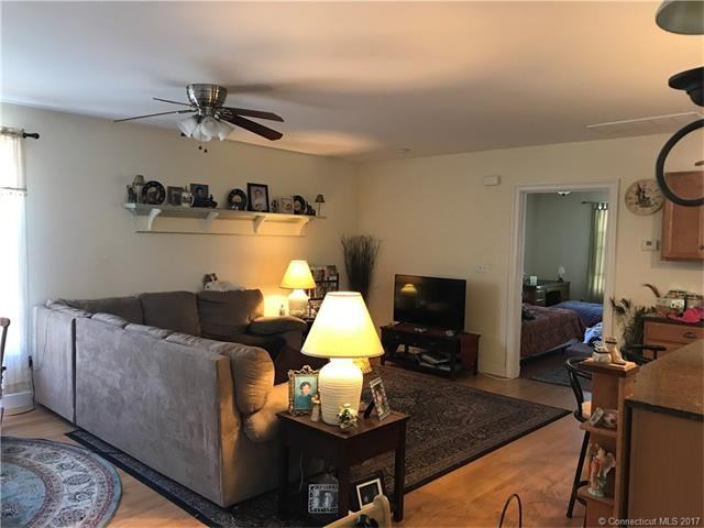 35 Chester St - Photo 3 of 10