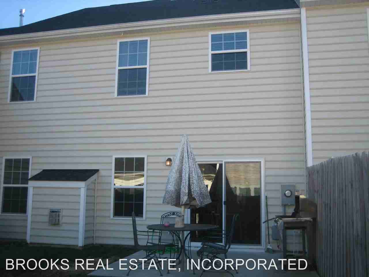 126 Brock Street - Photo 2 of 10