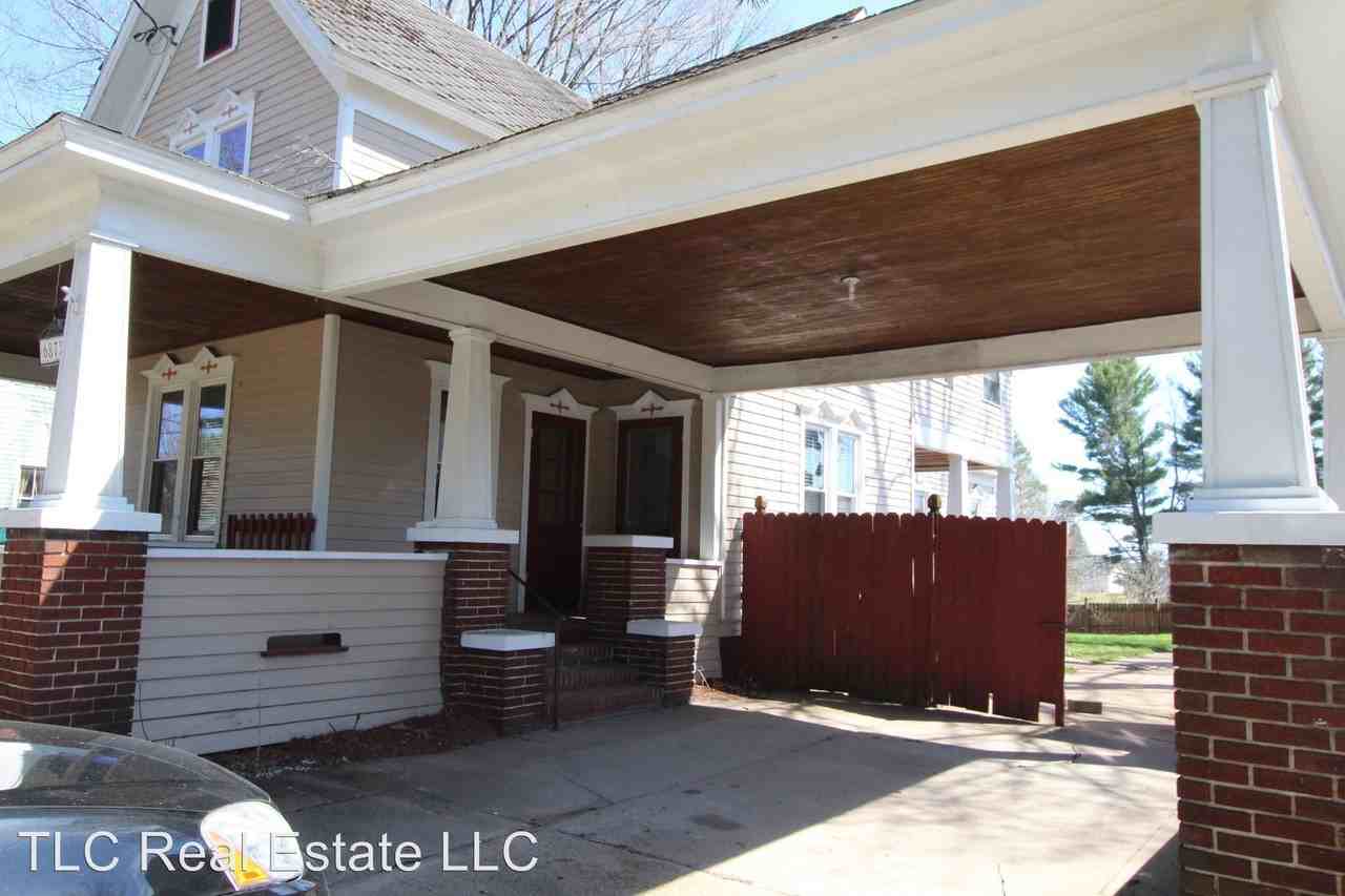 6854 Convent St - Photo 2 of 23