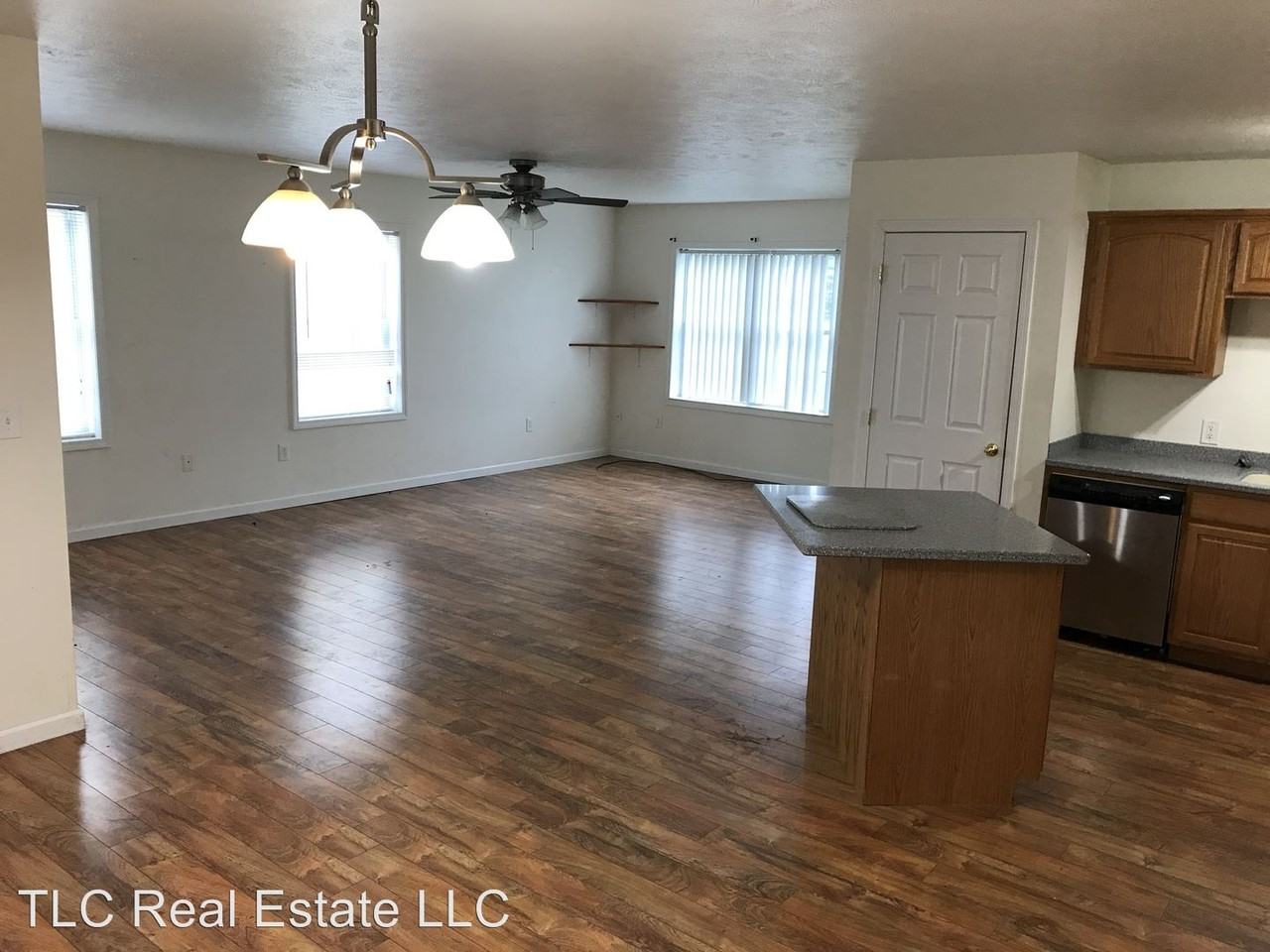 7439 Emi Ln - Photo 3 of 4