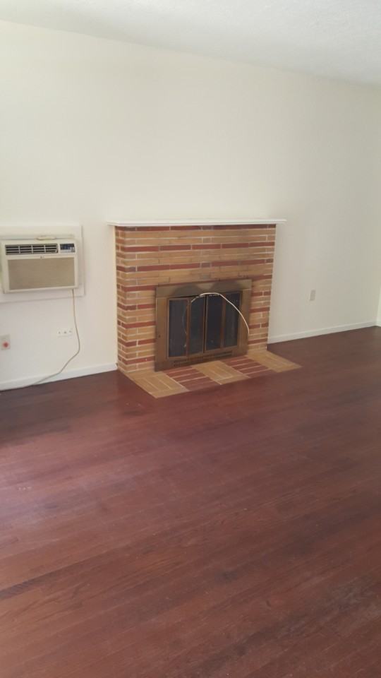 4340 Soledad Ave - Photo 3 of 10