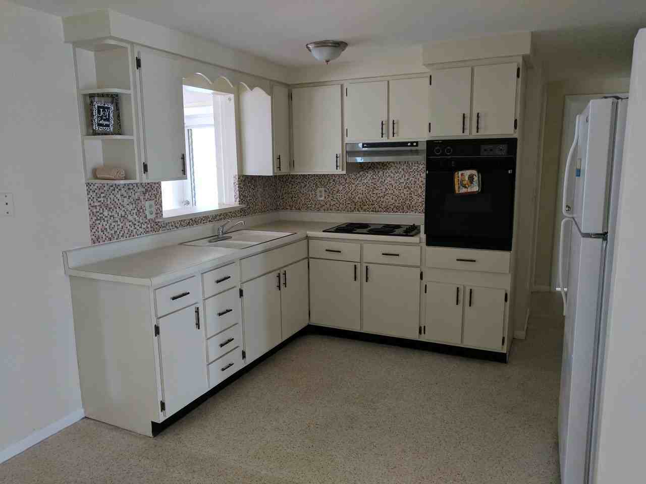 4835 Blossom Dr - Photo 3 of 12