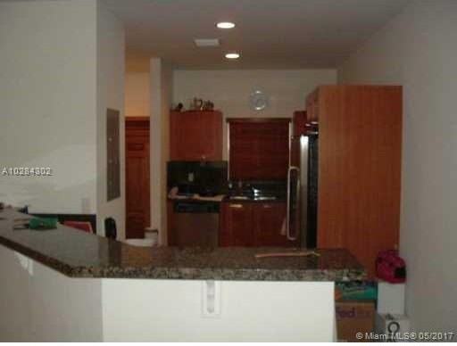 2915 SW 30th Ct - Photo 3 of 8